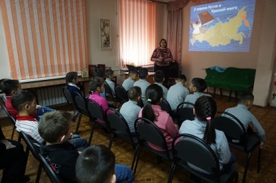 27 марта 2019 года наши воспитанники побывали в Елизовской городской библиотеке