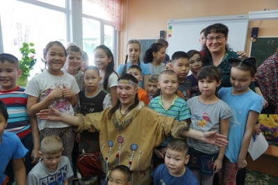 K воспитанникам  приезжал  Корякский фольклорный  ансамбль танца «Ангт» и с Алтая.
