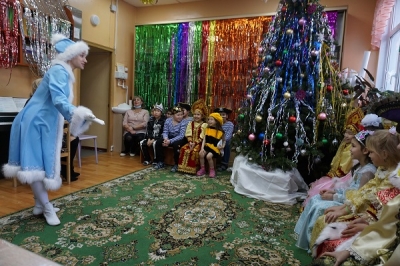В КГОБУ «Камчатская санаторная школа-интернат» прошел новогодний утренник