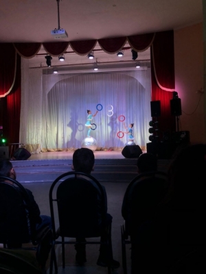 Воспитанники КГОБУ "Камчатская санаторная школа-интернат" были приглашены на развлекательное мероприятие "В гостях у циркачей".